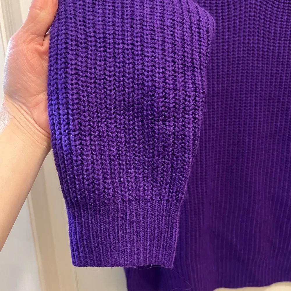 SHEIN - Chunky, Slouchy, Ribbed Knit V-Neck Sweater - Purple (EUC) Small - Image 7