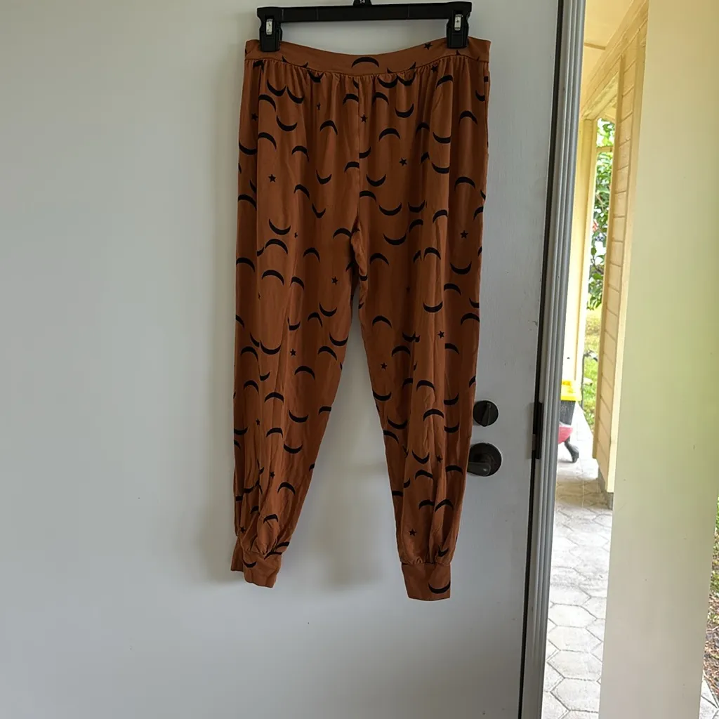 Ava sky crescent moon stars pants joggers athleisure Hawaii loungewear xs Orange - Image 5
