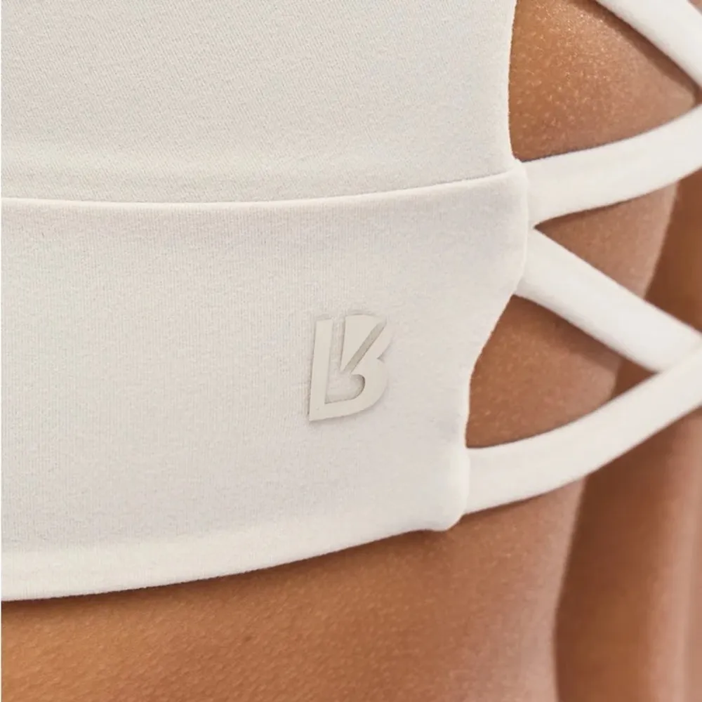 BuffBunny Reversible Nubre Crop - Image 9