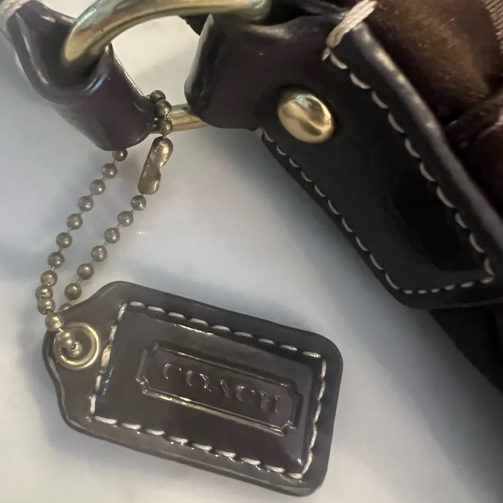 Coach Crossbody Rambler Bag Purse Brown Handbag Classic Beauty 8.5" X 7.5" EUC - Image 4