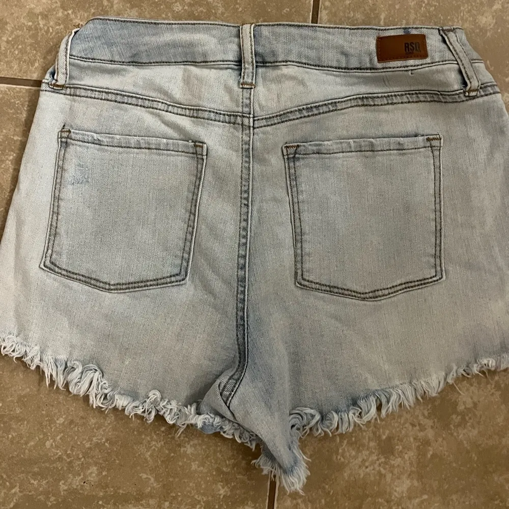 RSQ JEAN SHORTS - Image 2