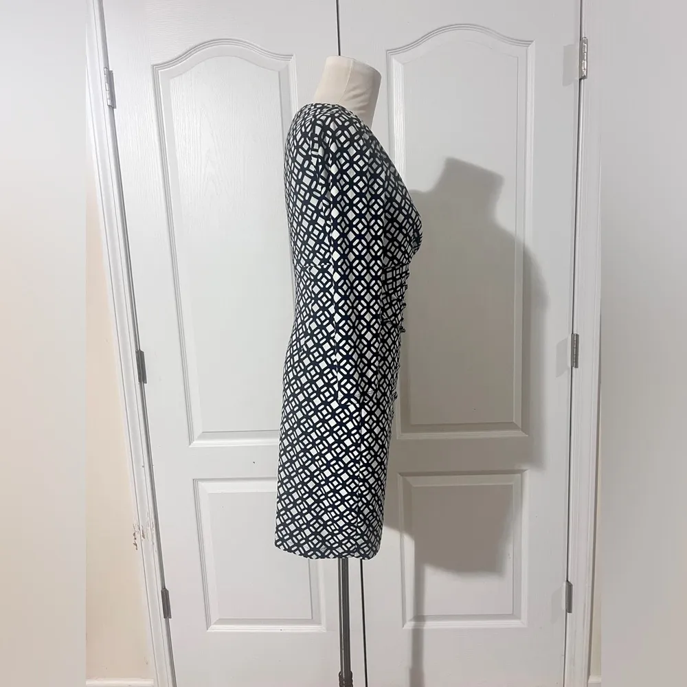 Lauren Ralph Lauren V Neck Wrap Style Dress - Image 3