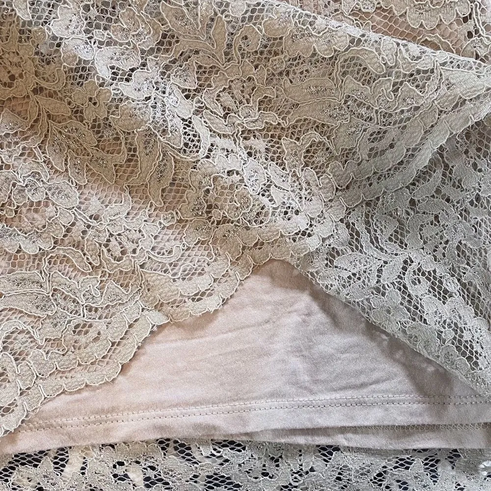 Ann Taylor LOFT Silver Beige Gray Lace Tank Top Metallic Layer Size Small - Image 7