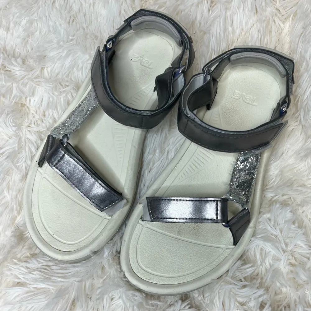 Teva Hurricane XLT 2 x Christian Cowan Silver Sport Sandals - Image 9