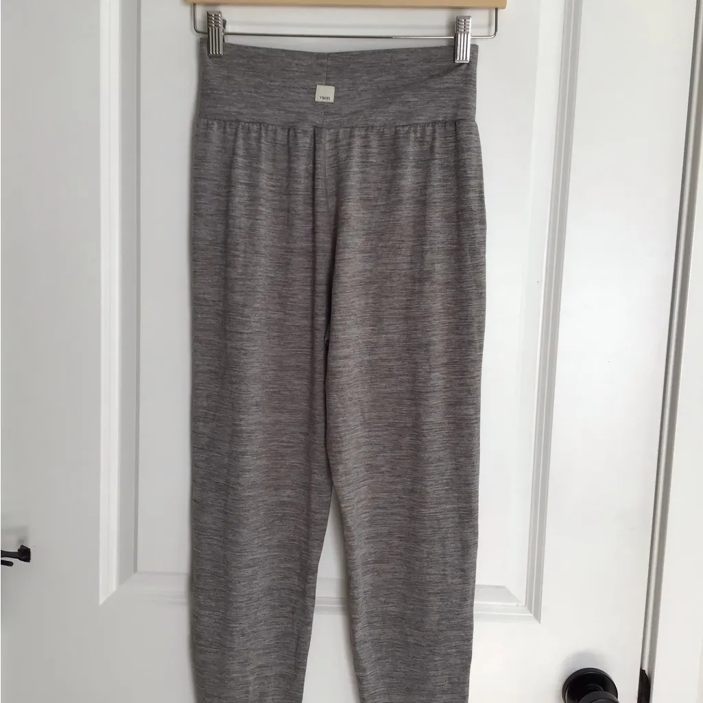 Vuori Lux At Ease Harem Style Pants Heather Gray XS Athleisure Yoga Comfort - Image 2
