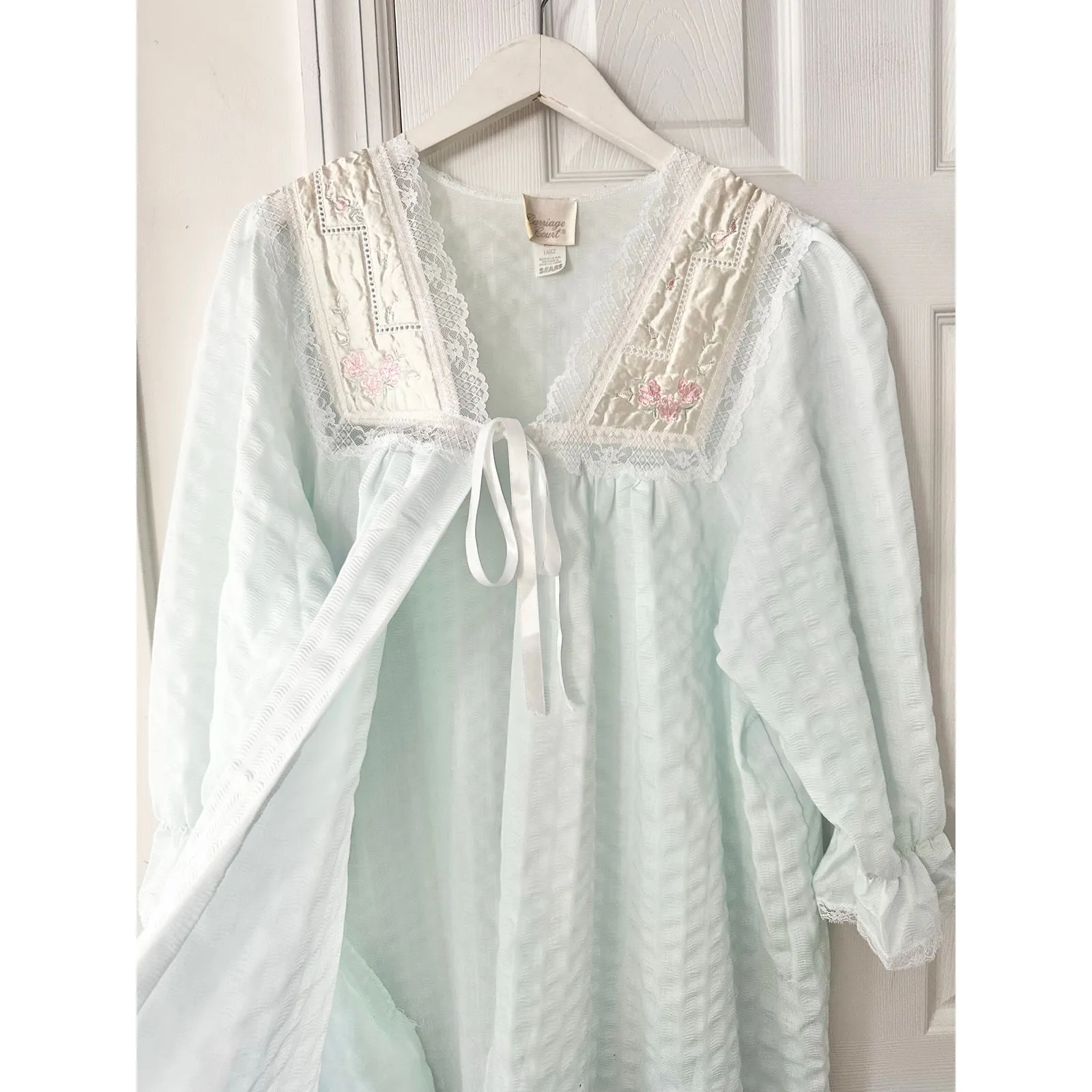 Carriage Court Vintage Mint Green Lace Tie Front Open Night Robe Edwardian Large Size undefined - Image 7