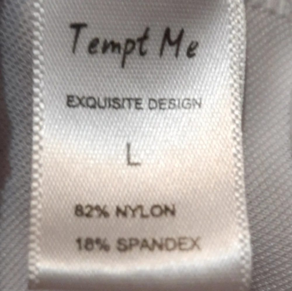 Tempt Me Off The Shoulder Bikini Top Size Large - Image 5