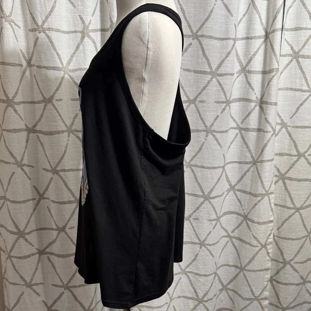 Snow White Black Muscle Top with Graphic Design Size XL - Image 7