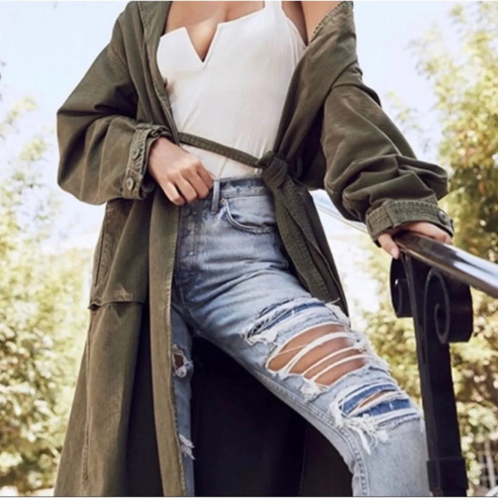 πHPπ GRLFRND x Revolve Karolina High-Rise E Street Distressed Skinny Jean - 27 - Image 56