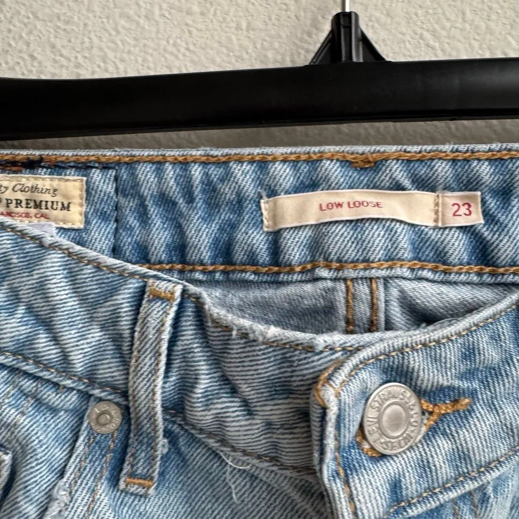 Levi's Premium Low Loose Baggy Blue Wash Denim Wide Leg Jeans Women's Size 23 - Image 4