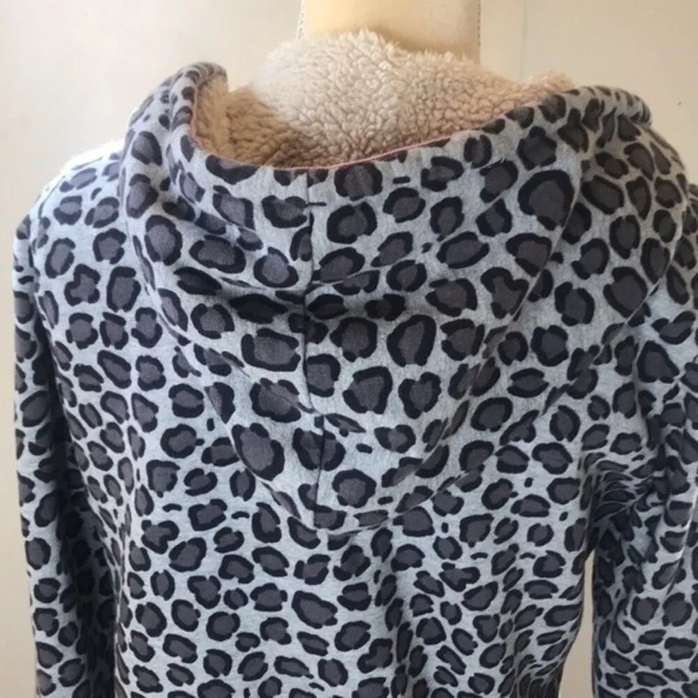 Boden Sherpa lined leopard print jacket with hoodie size 8 Gray - Image 9