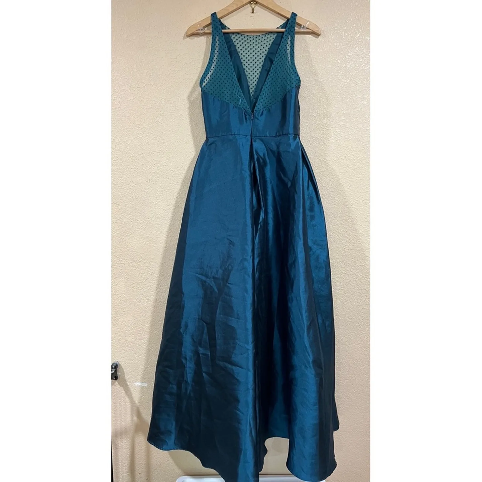 ML Monique Lhuillier Teal Mesh Polka Dot Ball Gown - Image 6