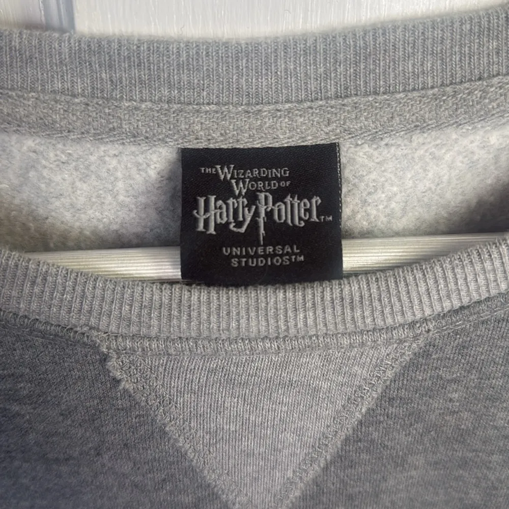 Universal Studios Harry Potter Ravenclaw Gray Appliqué Sweatshirt W1237 Sz S - Image 6