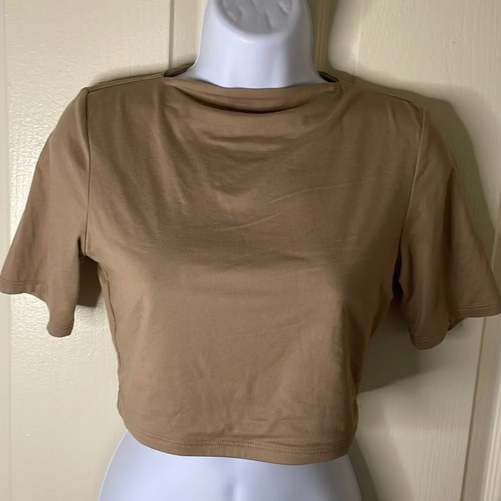 BARE Crop Top nude color - Image 4