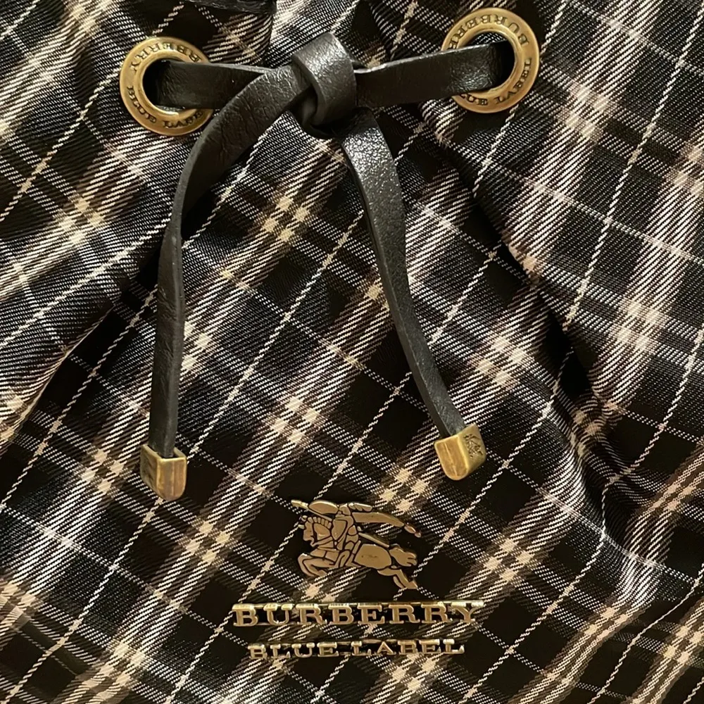 Burberry London Canvas 3-Way Bag - Image 5