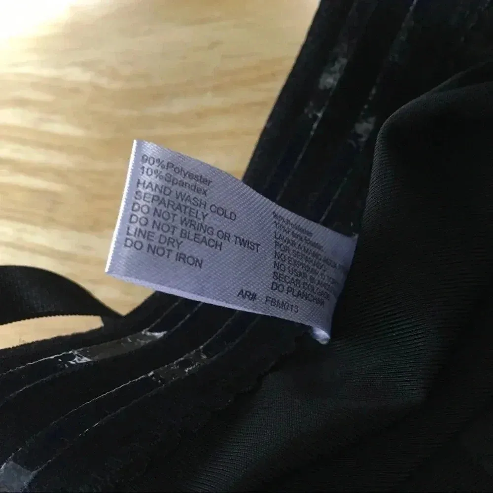 Curvi‎ Checkered Pattern Shaping Dress Size Medium - Image 6