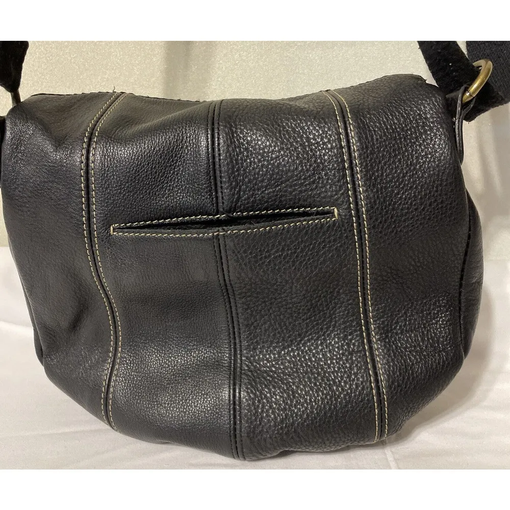 The Sak Deena Leather Fold Over Black Purse, Handbag, Crossbody, Soft, Zip - Image 5