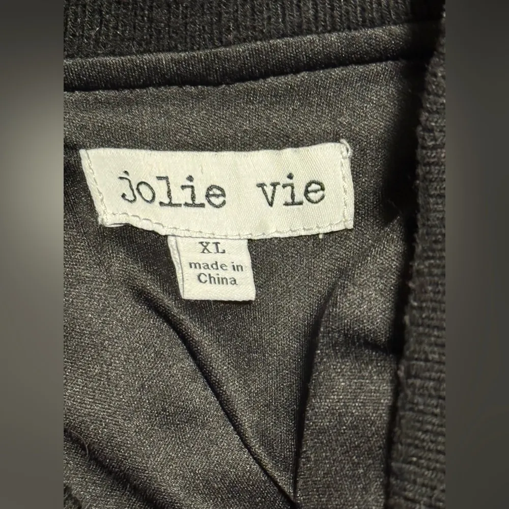 EUC Jolie Vie Black and Purple Floral Zip Up Bomber Jacket with pockets size XL - Image 16