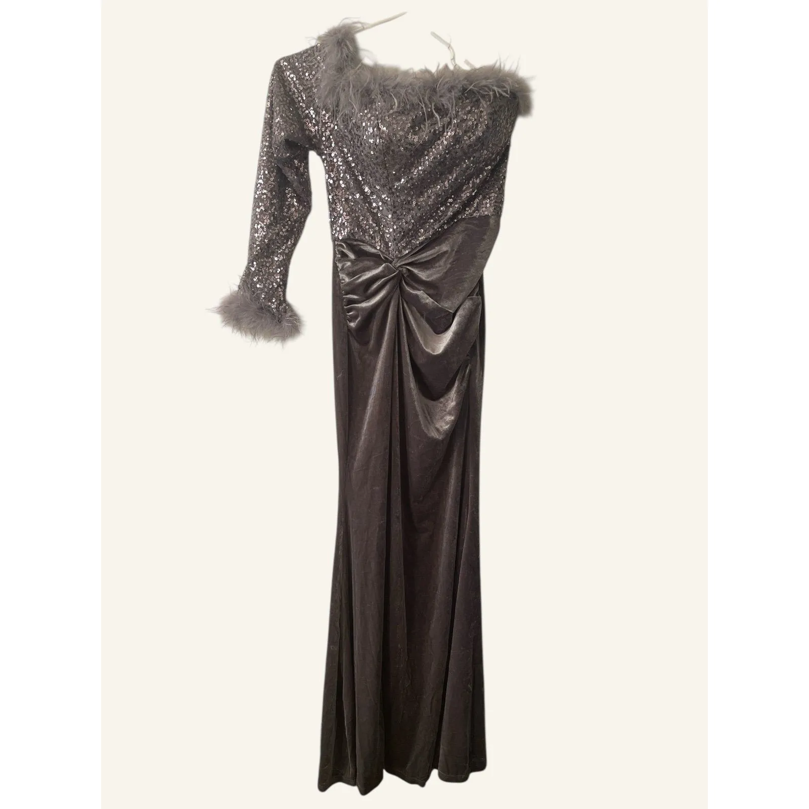 Faeriesty Faux Velvet Feather One Shoulder Split Thigh Formal Dress Gown Size M Silver Size L - Image 3