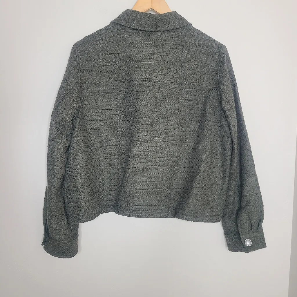 Express Boucle Tweed Button Cropped Shacket Jacket Olive Green‎ Size Large - Image 5