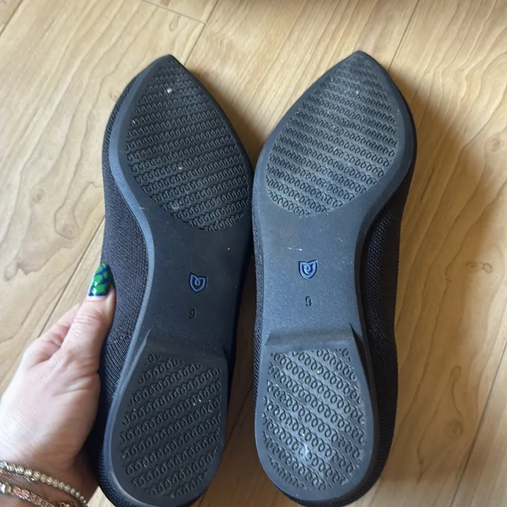 Rothys Pointed Flats Black Size 9 - Image 9