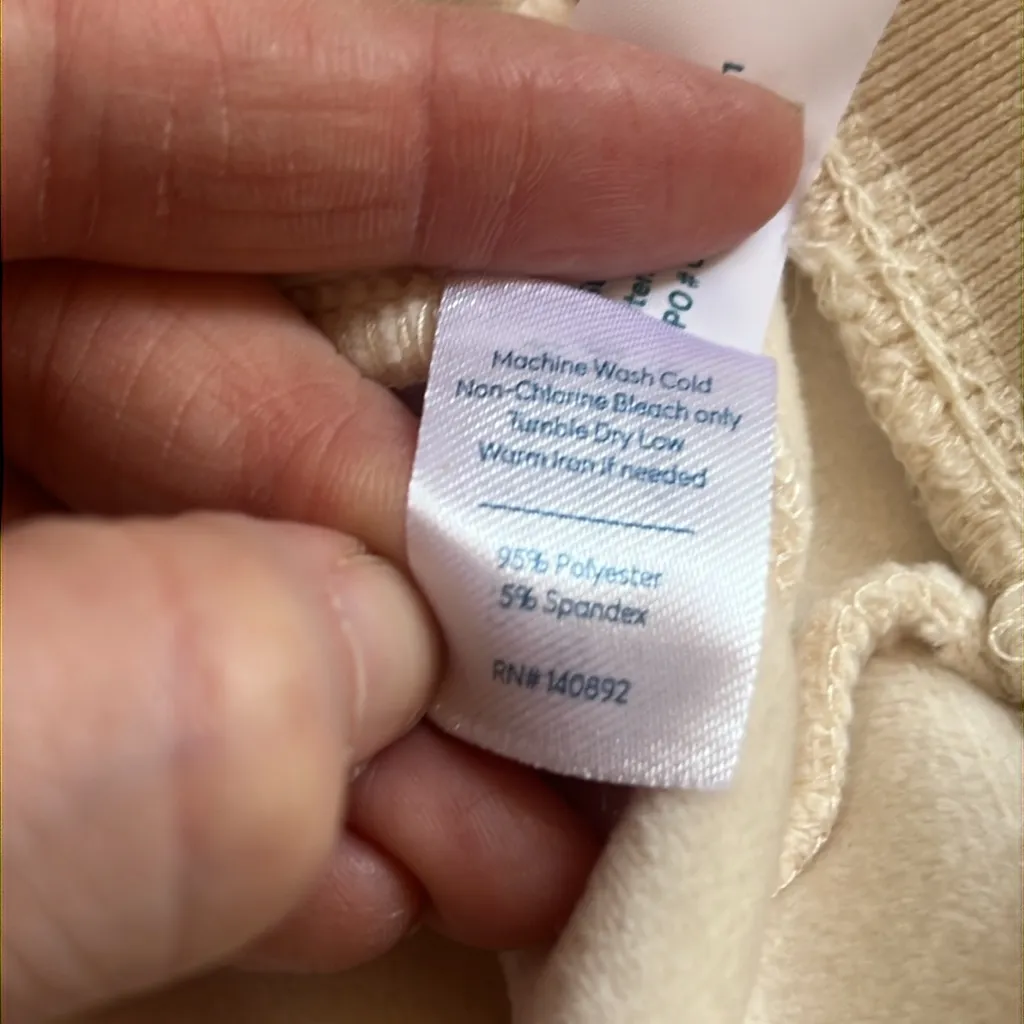 NWOT- Marine Layer Velour Corduroy V-Neck Sweatshirt- Size M - Image 9