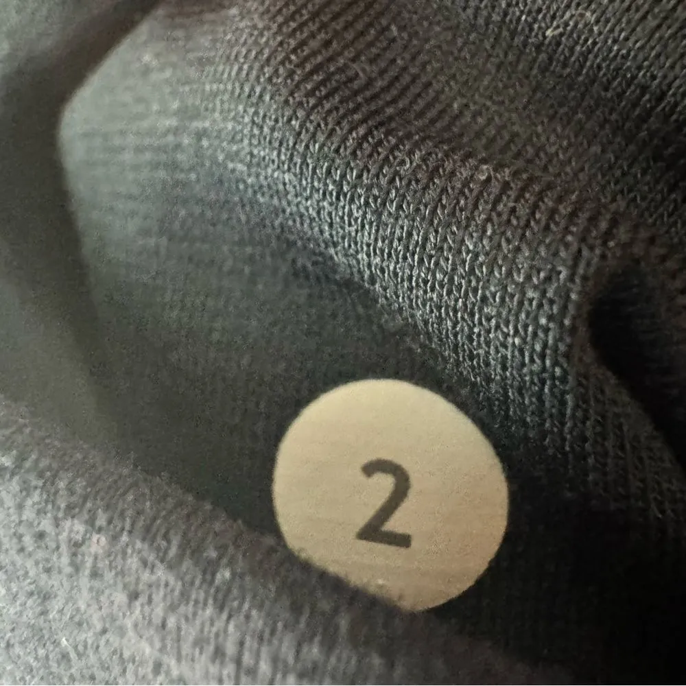 Lululemon flare yoga pants size 2 - Image 4