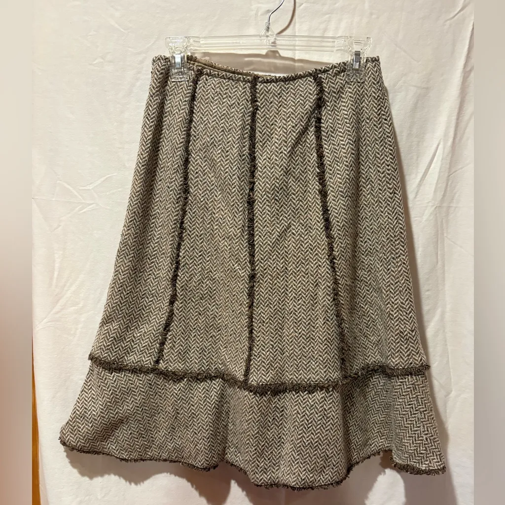 Ann Taylor LOFT a-line flounce skirt herringbone tweed pattern with fringe trim - Image 2