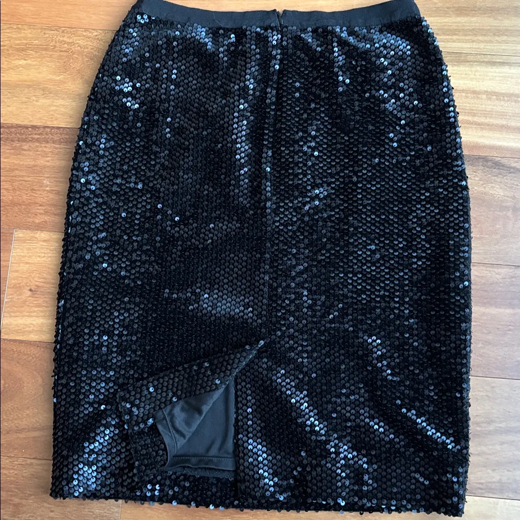 Ann Taylor sequined set - Image 10