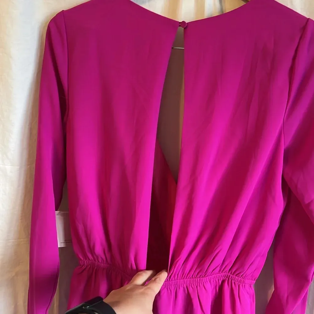 Superdown Jocelyn Long Slit Sleeve Deep V Neck Wrap Shorts Romper - Image 11