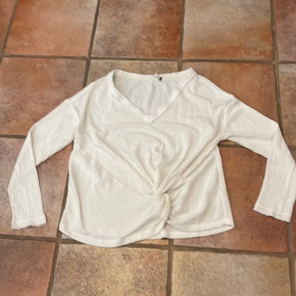 Anthropologie Akemi +Kim knit front waffle top - Image 2