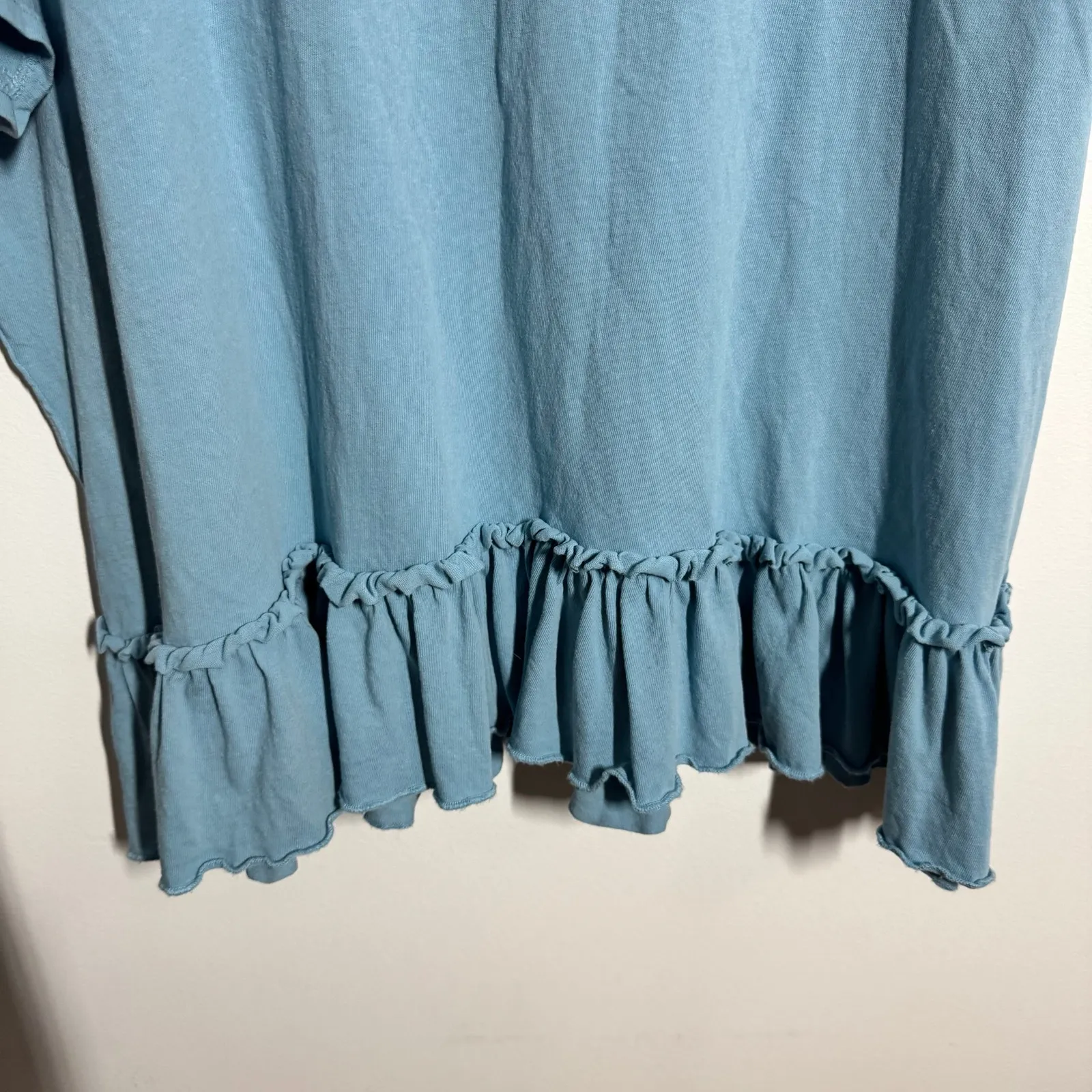 Free People We the Free Yes Tee Women L Milky Blue Ruffle Hem Drop Shoulder Crew - Image 7