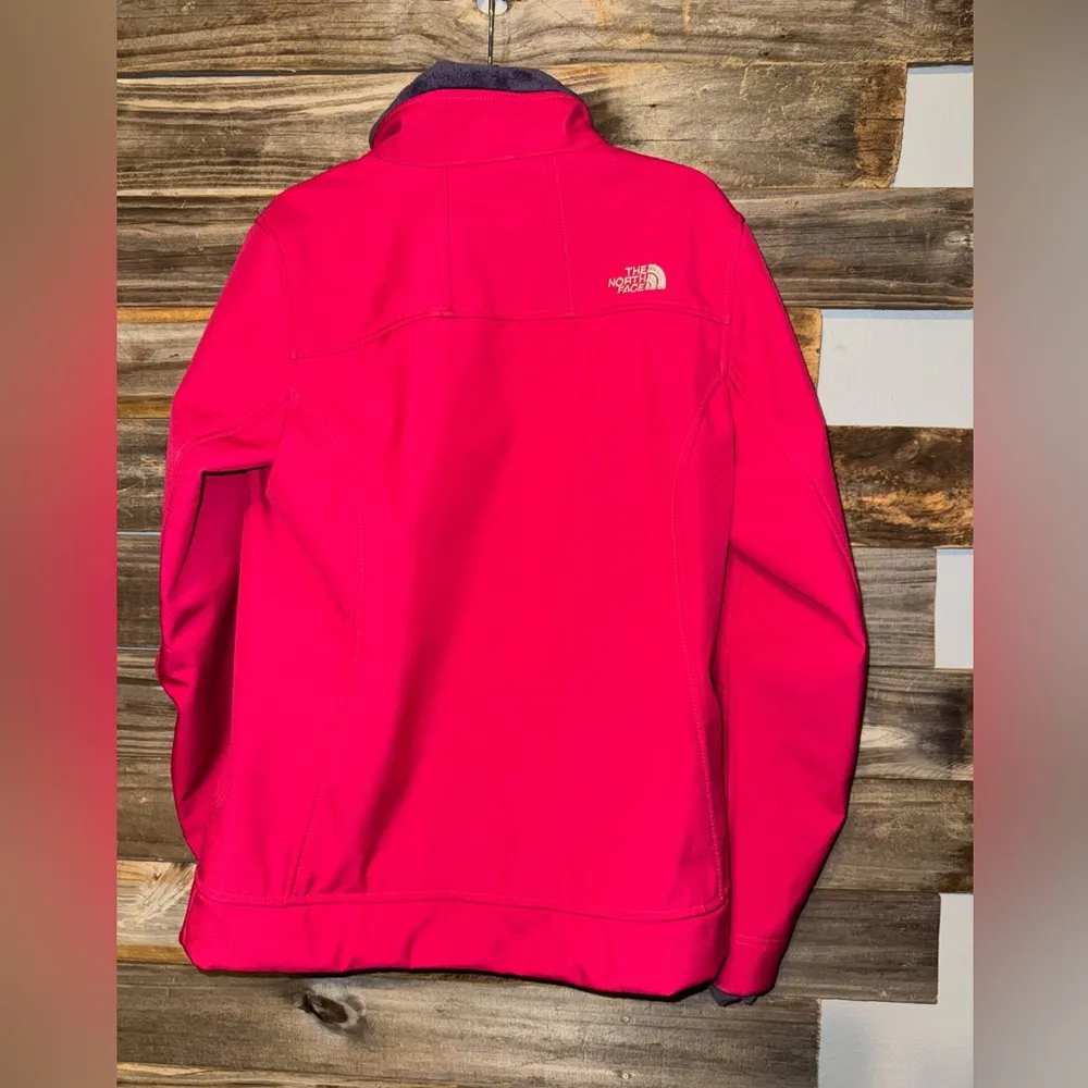The North Face Chromium Thermal Jacket Color: Passion Pink- Small - Image 4