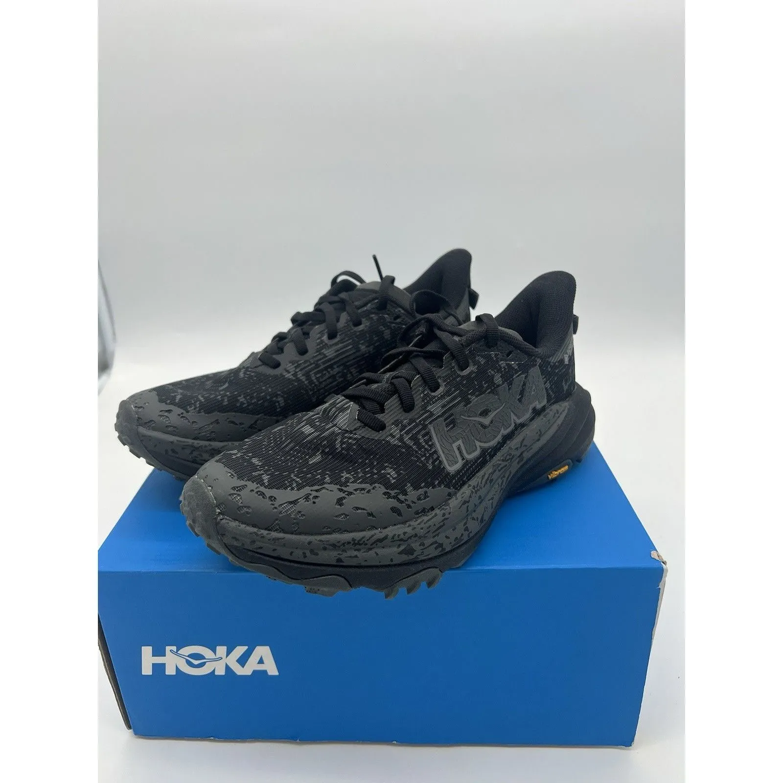 Hoka One One Speedgoat 5 GTX Women’s Size 6 D Wide Running Shoes 1127913 BCKT Black - Image 2