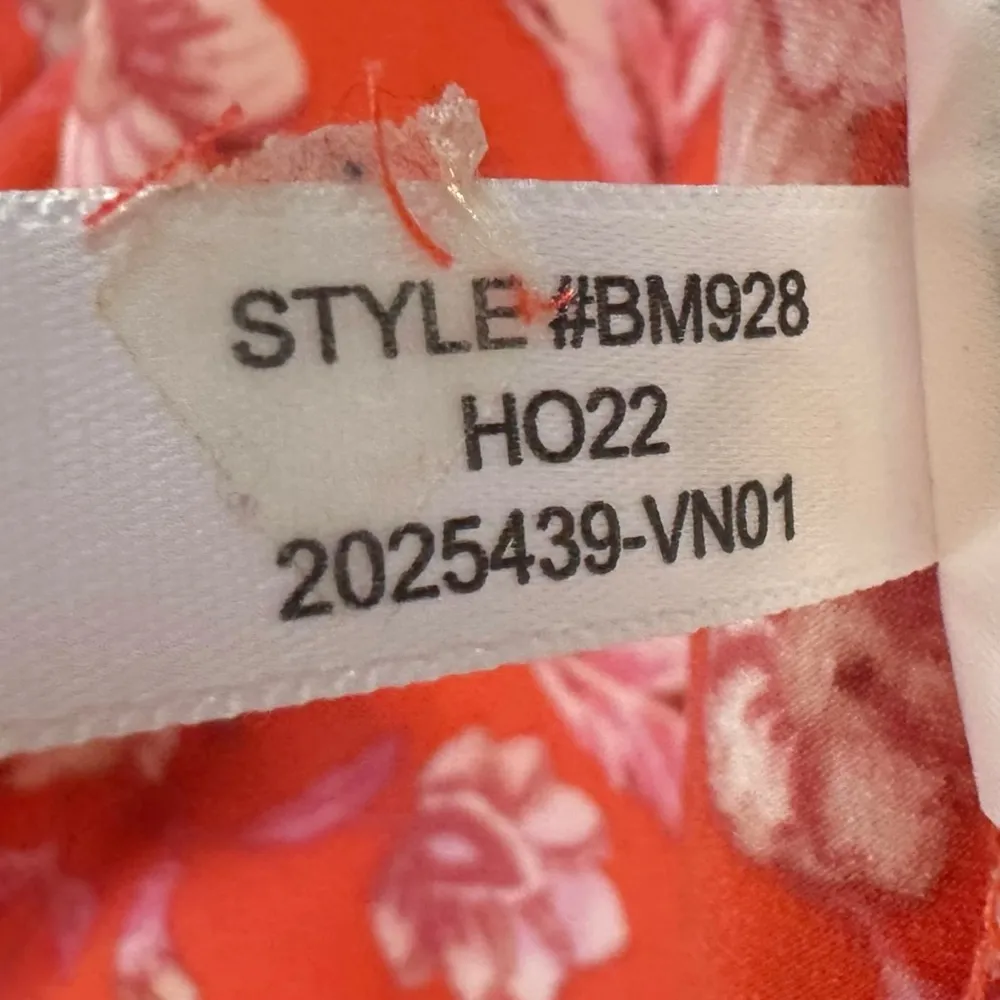 J.Crew Preppy Poppy Fields Garden Bell Sleeve Top Size Small Floral Satin - Image 9