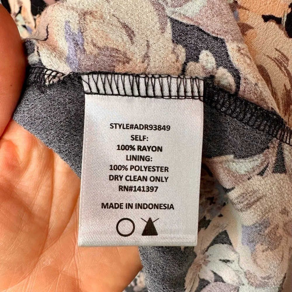 ASTR The Label Sleeveless Floral Hi Lo Faux Wrap Maxi Dress Black Size Medium - Image 10