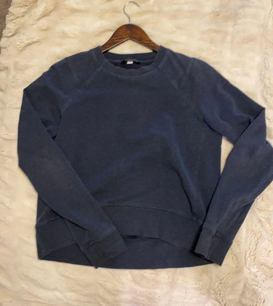 Lululemon Crew Neck Sweatshirt - Image 4