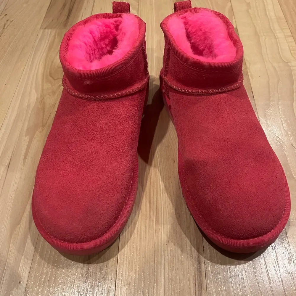 UGGS - Hot Pink Ultra Mini Boots. Size 6! - Image 6