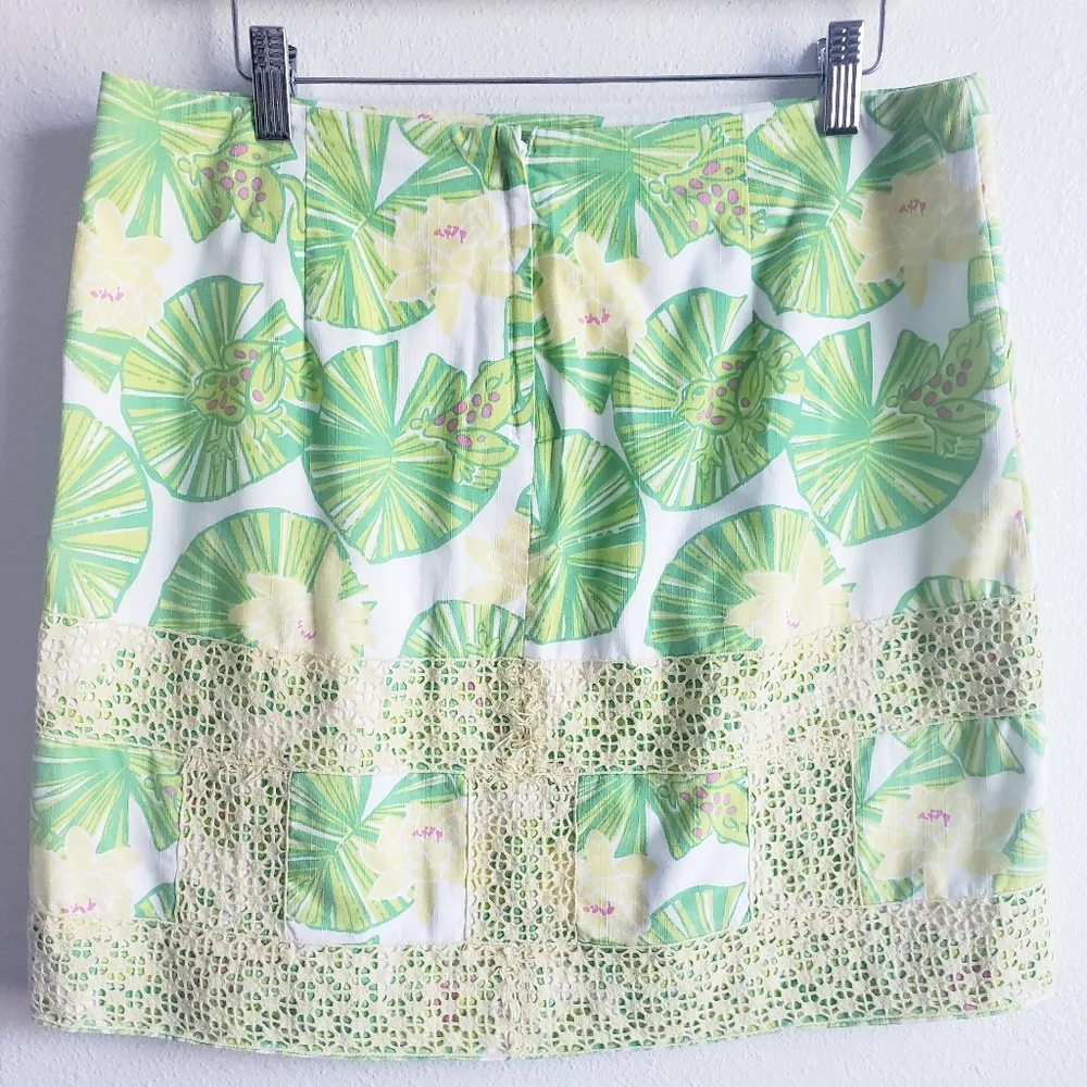 Lilly Pulitzer Rare Skirt In Hip Hop Frog Lilly Print - Image 4