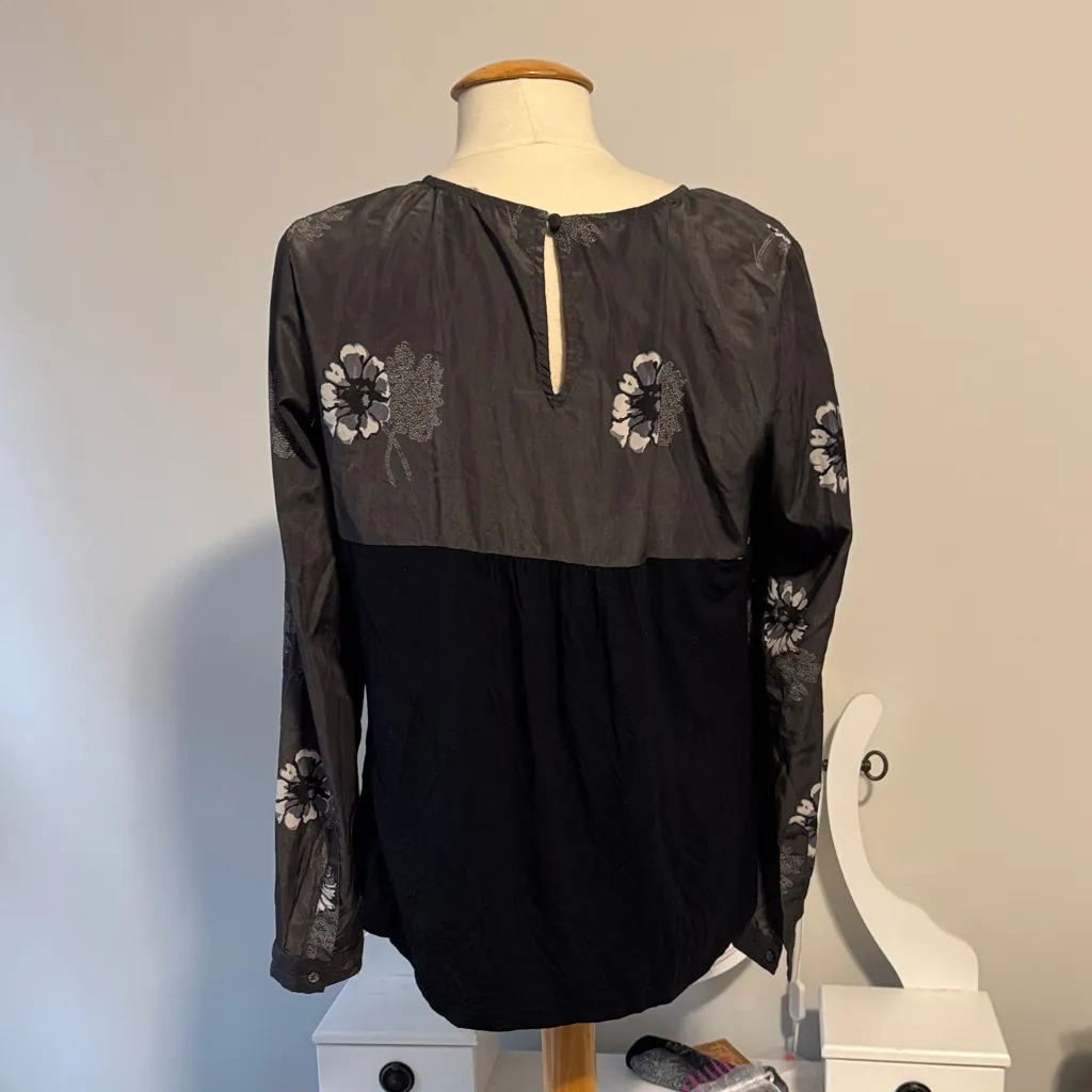 💜Market & Spruce Black Floral Blouse - Image 3