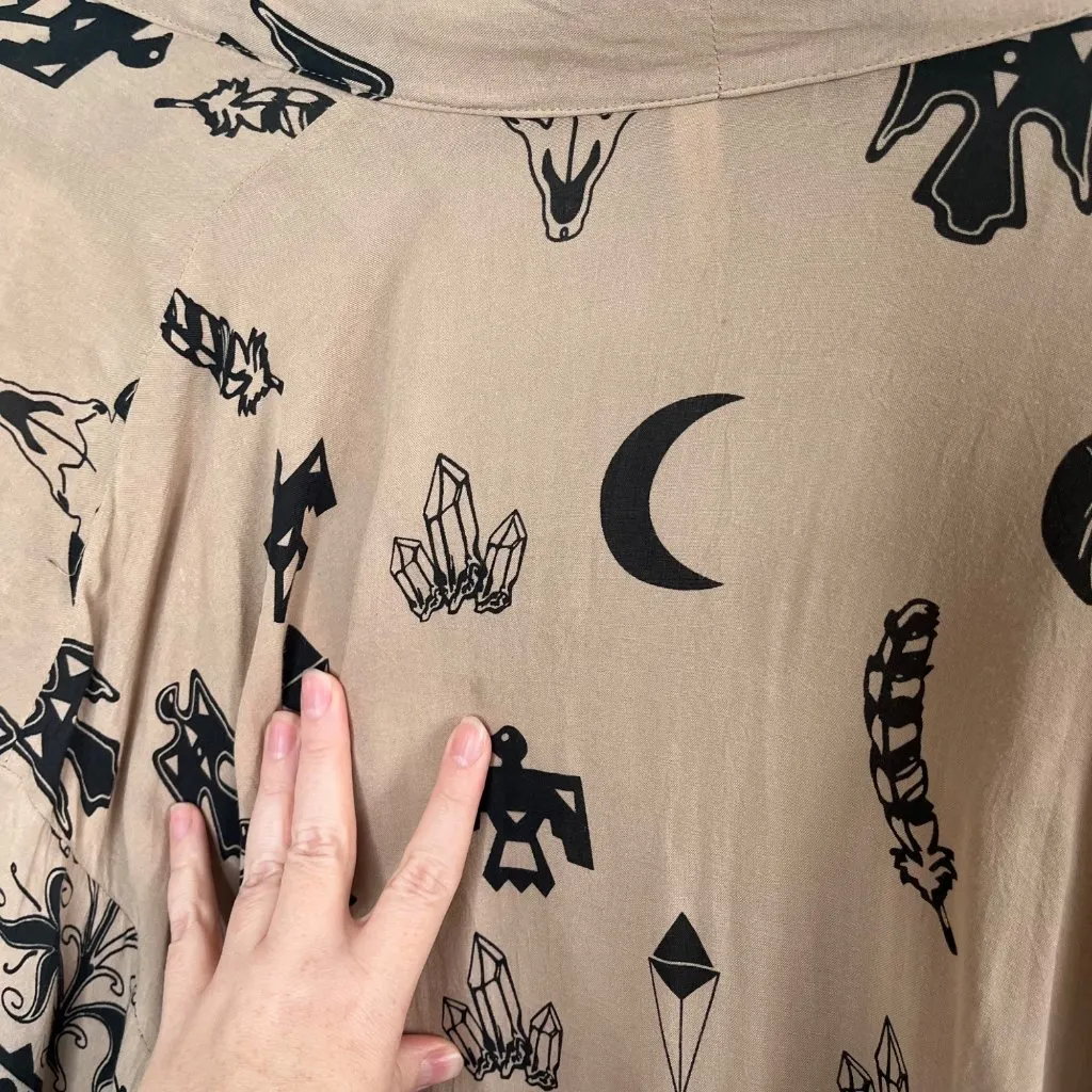 Spell & The Gypsy Beige & Black Thunderbird Totem Patterned Kimono Cardigan Size undefined - Image 10