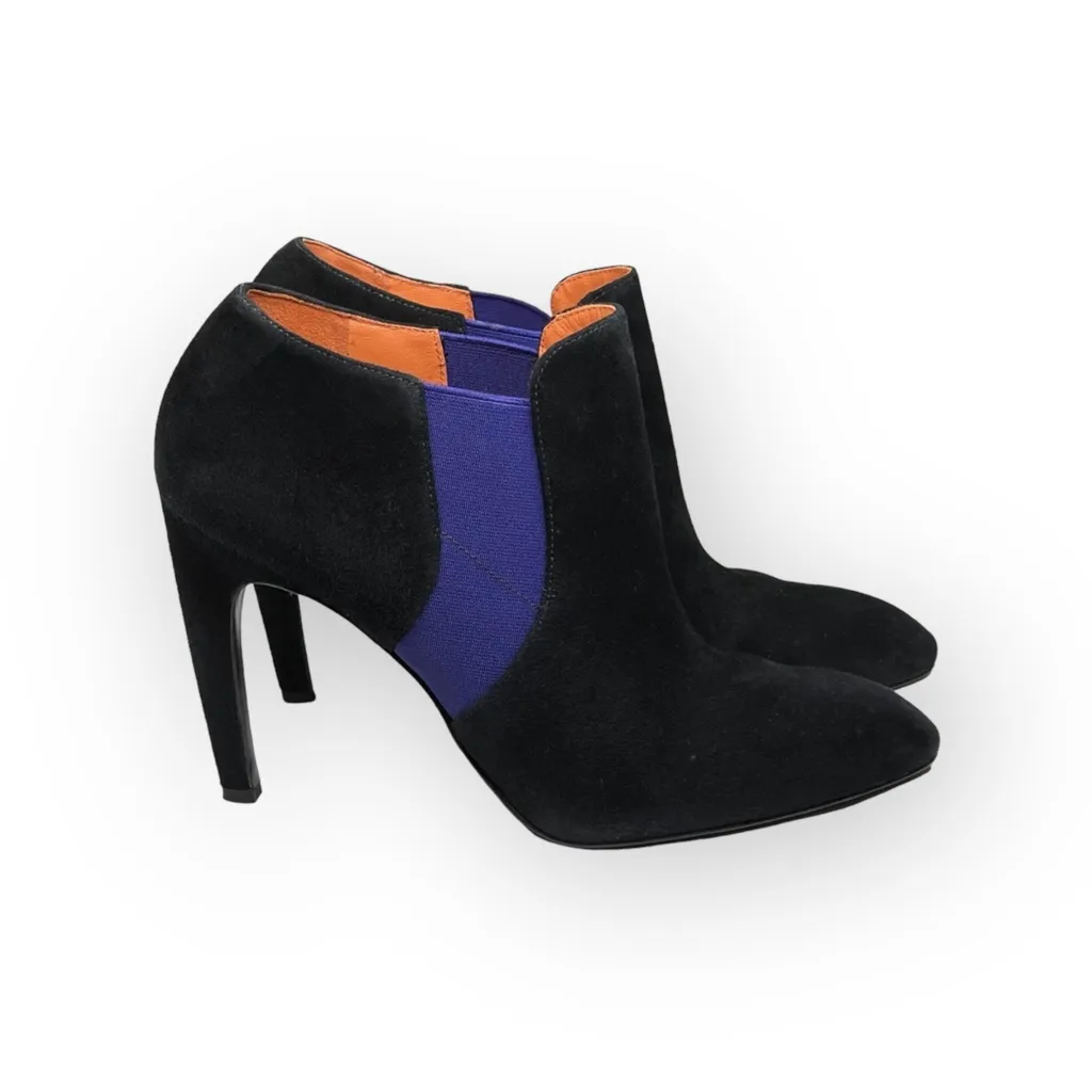 Via Spiga ✿ Blaire Suede Pointy Toe Heeled Ankle Booties ✿ Black Violet ✿ 8M ✿ Size 8 - Image 2