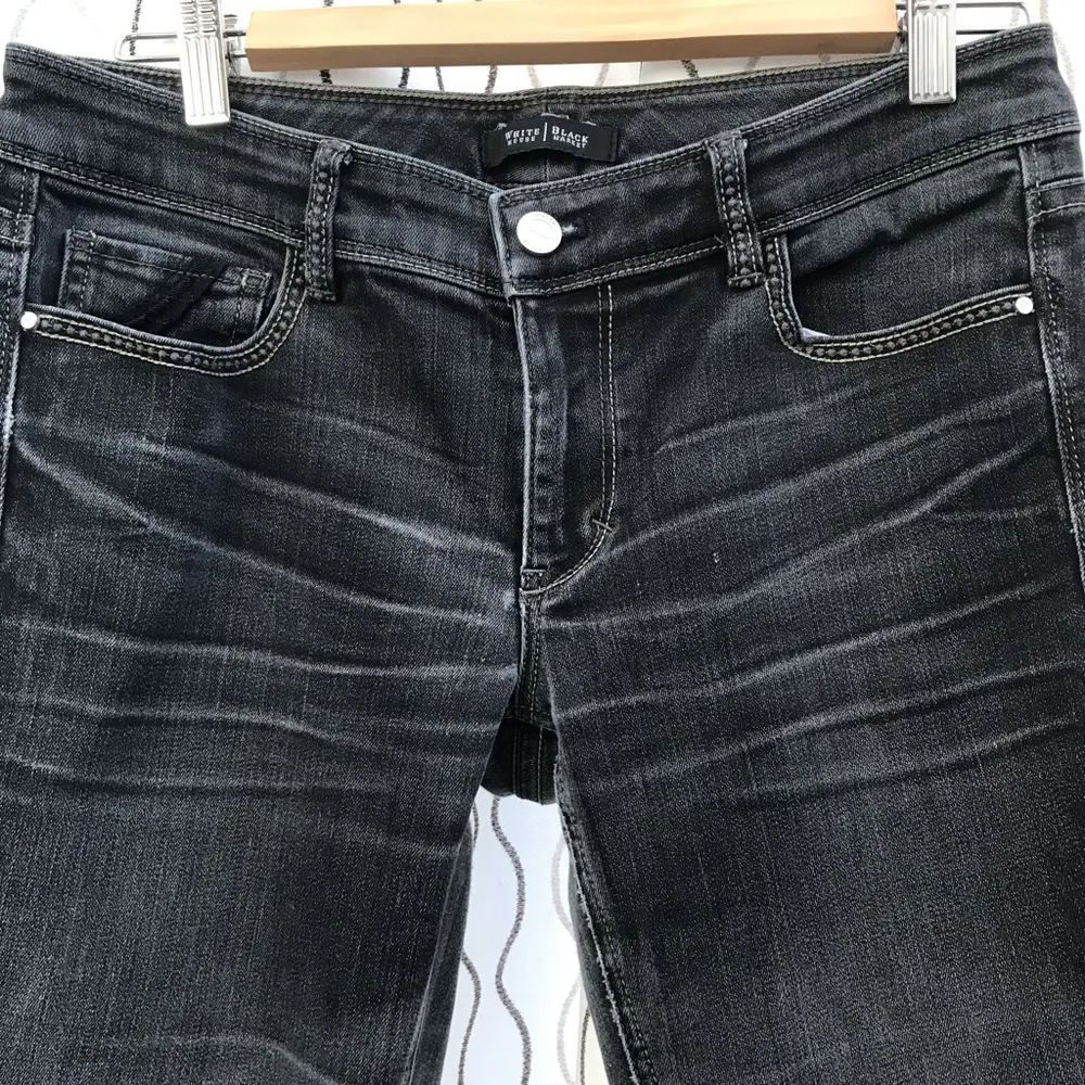 White House Black Market Jeans size 6 - Image 3