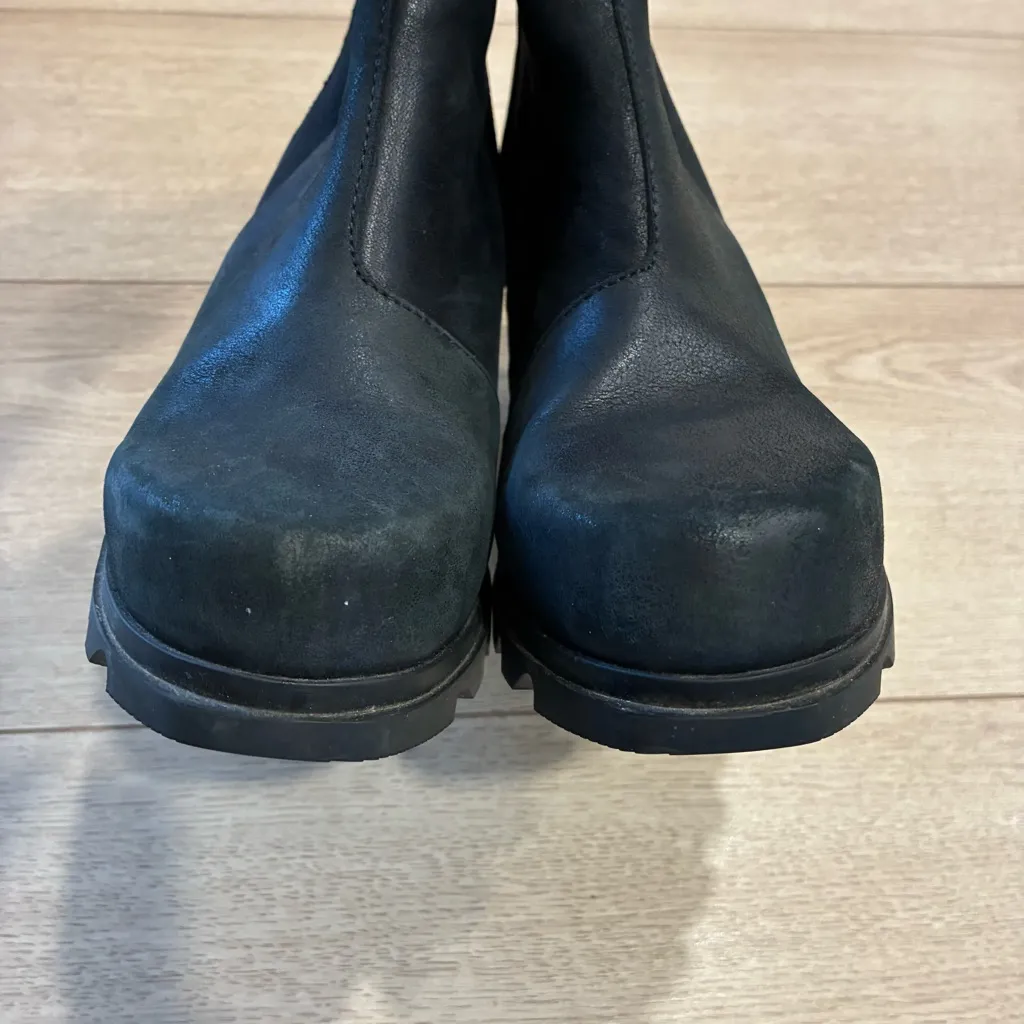 Sorel Women’s Joan of Arctic Wedge Ankle Booties Leather Black Size 7.5 Wide - Image 3