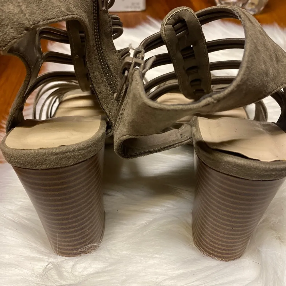 Charlotte Russe Taupe Strappy Sandals - Image 4