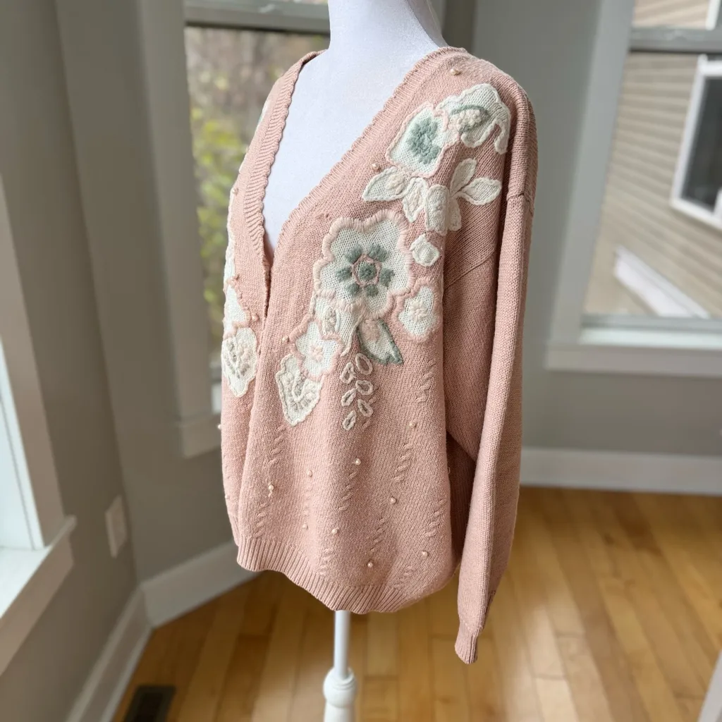 Vintage Alfred Dunner Pink Floral Appliqué Pearl Detail V Neck Cardigan Sweater - Image 2