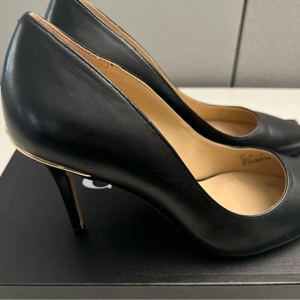 Coach Elegant Black Pointed Heels with Gold Trim Size 9.5 - Image 3