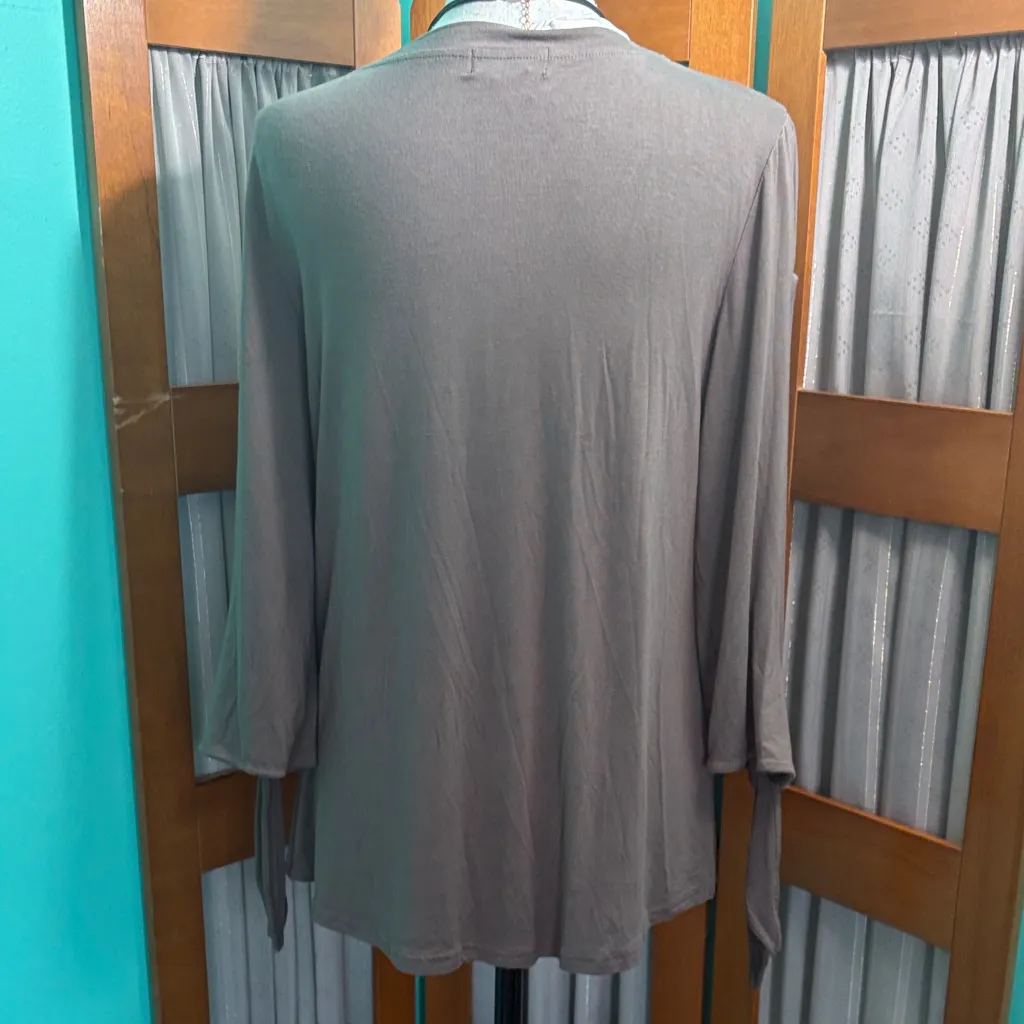 Simply Southern Collection Long split Sleeves with wrist ties - Image 8