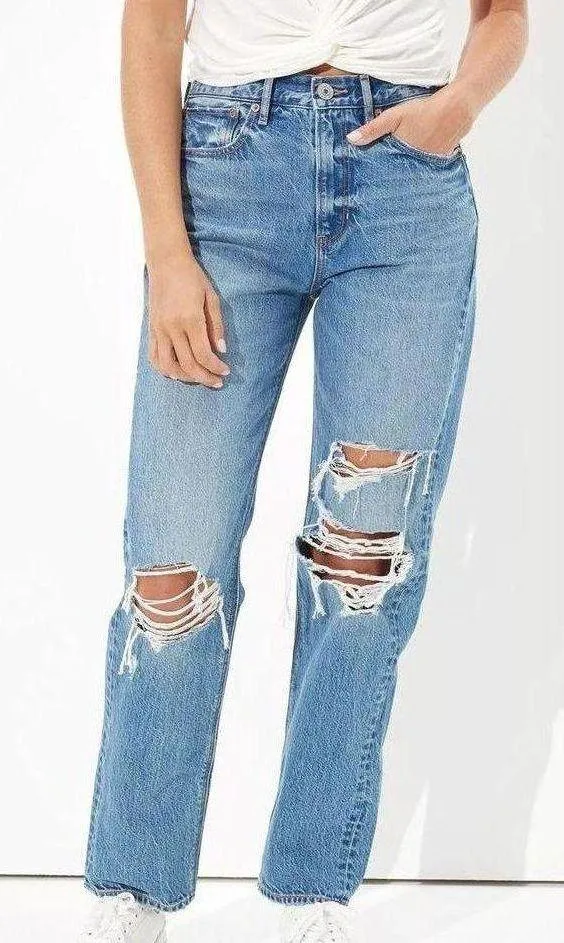 American Eagle 90’s boyfriend jeans - Image 4