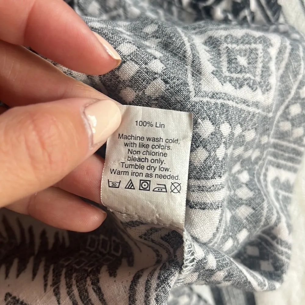 J.crew • boy fit diamond ikat linen shirt - Image 9